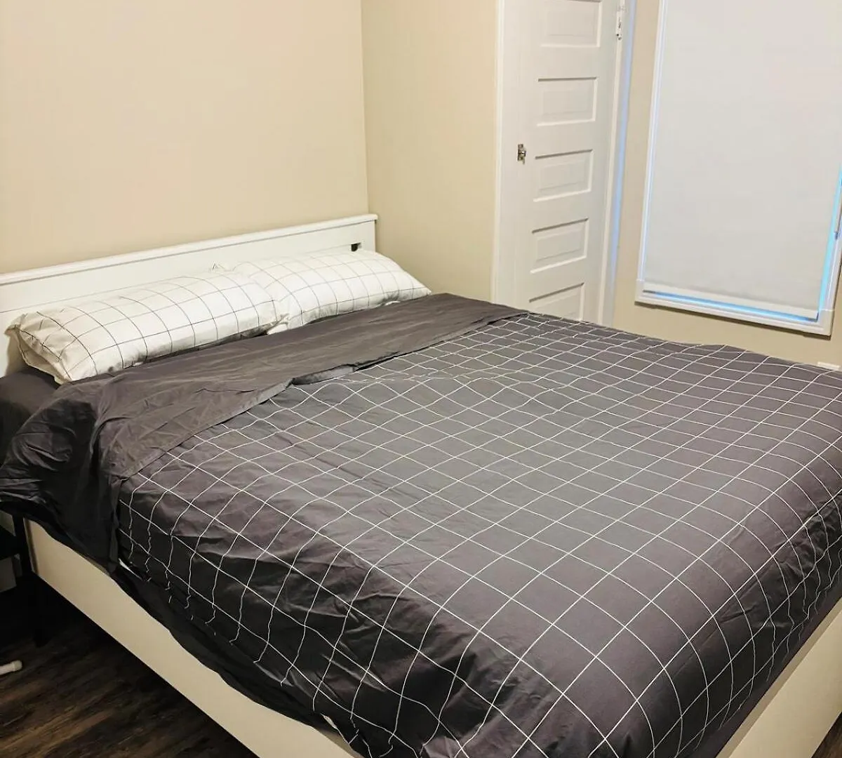 Upper Floor 1 Bedroom Suite With Parking Calgary