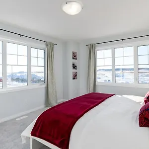 New With Ac, Patio And Netflix Holiday home